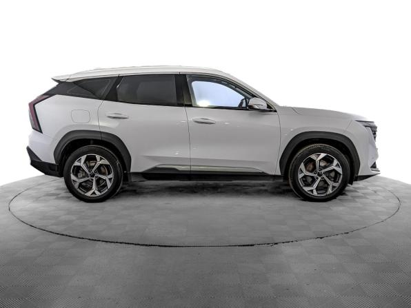 Geely Atlas II с пробегом 2024 года, цена 2 600 000 рублей, 67160 км, внедорожник, Автокод Объявления