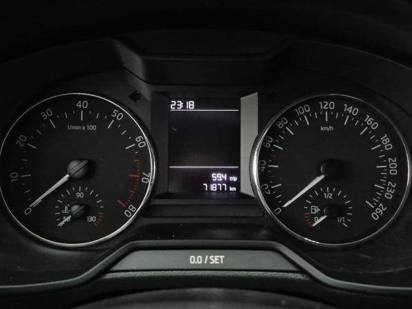 Skoda Octavia III (A7) Рестайлинг с пробегом 2017 года, цена 1 600 000 рублей, 71300 км, лифтбек, Автокод Объявления