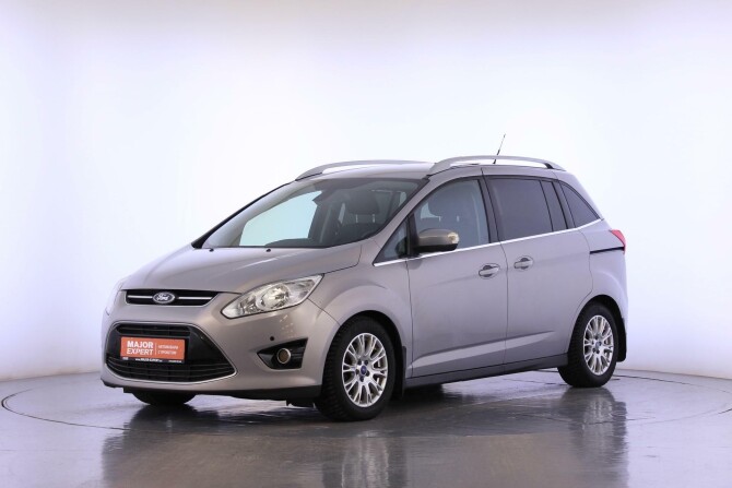 Ford b Max 2011