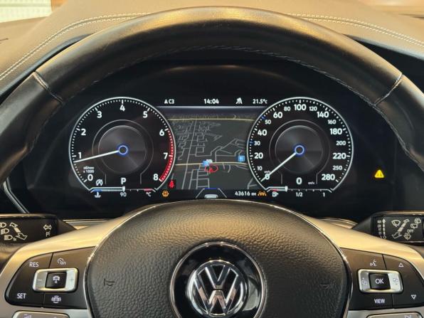 Volkswagen Touareg III с пробегом 2019 года, цена 5 499 000 рублей, 39116 км, внедорожник, Автокод Объявления