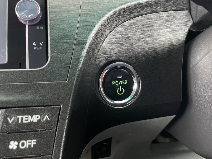 Toyota Prius III (XW30) Екатеринбург  - изображение 21