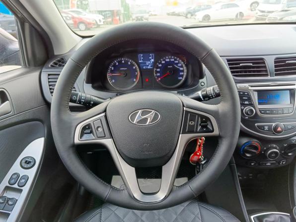 Hyundai Solaris I Рестайлинг с пробегом 2016 года, цена 924 995 рублей, 157163 км, седан, Автокод Объявления