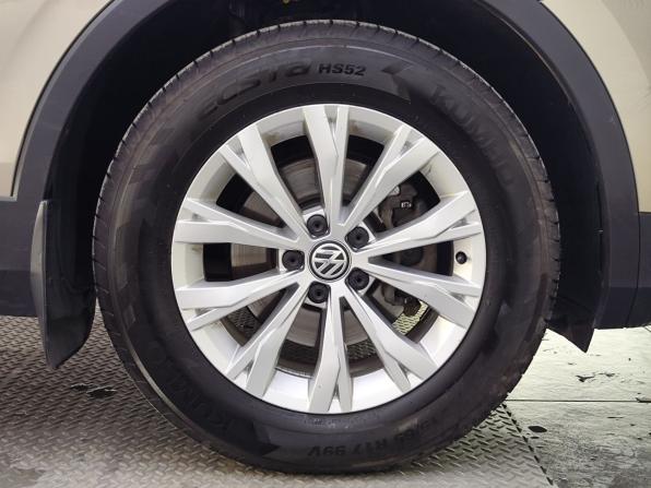 Volkswagen Tiguan II с пробегом 2019 года, цена 2 579 000 рублей, 112220 км, внедорожник, Автокод Объявления