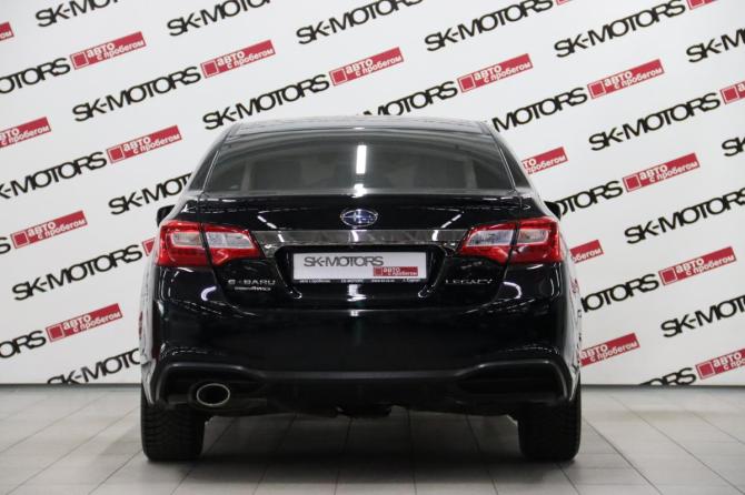 Subaru Legacy VI Рестайлинг с пробегом 2018 года, цена 1 895 950 рублей, 193476 км, седан, Автокод Объявления