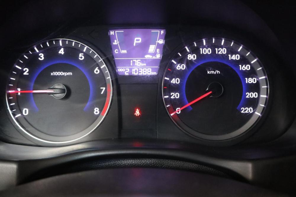 Hyundai Solaris I Санкт-Петербург  - изображение 15