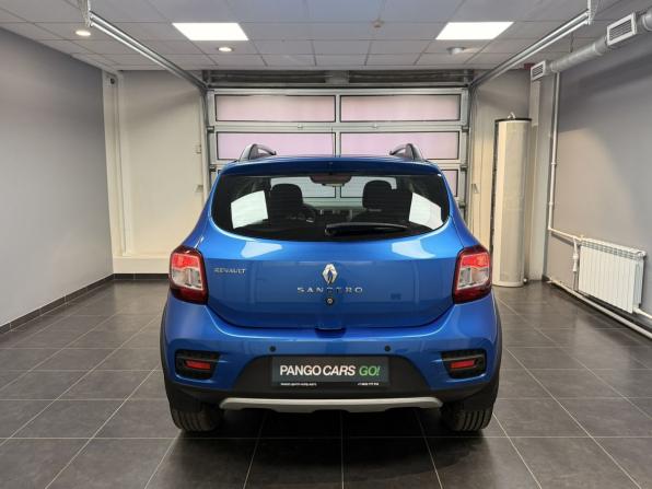 Renault Sandero II Рестайлинг с пробегом 2019 года, цена 1 413 700 рублей, 36593 км, хэтчбек, Автокод Объявления