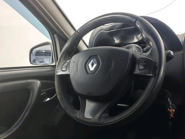 Renault Duster I Рестайлинг с пробегом 2015 года, цена 889 000 рублей, 200000 км, внедорожник, Автокод Объявления