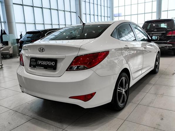 Hyundai Solaris I Рестайлинг с пробегом 2016 года, цена 1 250 000 рублей, 93573 км, седан, Автокод Объявления