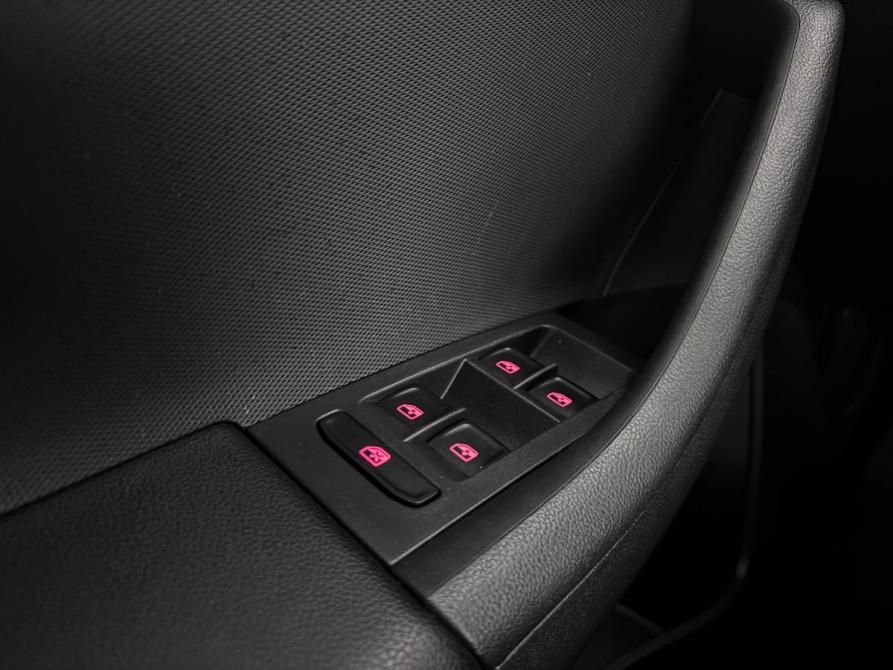 Volkswagen Polo VI Псков  - изображение 16