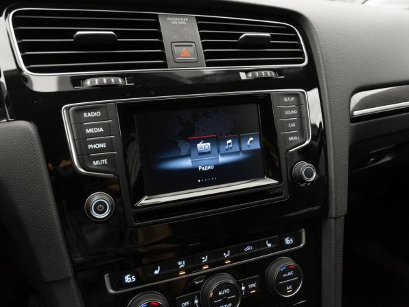 Volkswagen Golf VII с пробегом 2013 года, цена 1 450 000 рублей, 128493 км, хэтчбек, Автокод Объявления