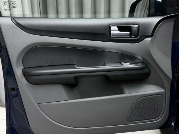 Ford Focus II Рестайлинг с пробегом 2010 года, цена 439 000 рублей, 246000 км, хэтчбек, Автокод Объявления