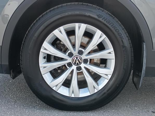 Volkswagen Tiguan II Рестайлинг с пробегом 2021 года, цена 2 317 000 рублей, 135000 км, внедорожник, Автокод Объявления