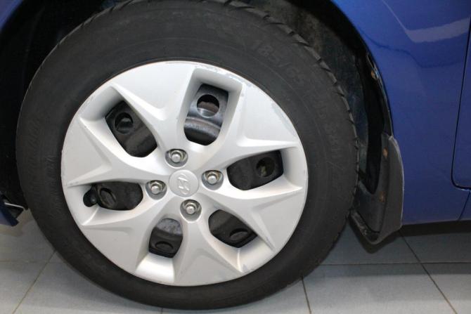 Hyundai Solaris I с пробегом 2012 года, цена 750 000 рублей, 177278 км, седан, Автокод Объявления