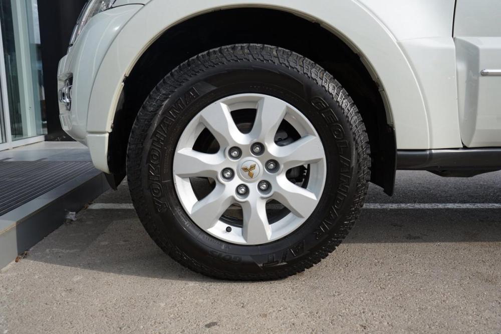 Mitsubishi Pajero IV Рестайлинг 2 Крым  - изображение 28