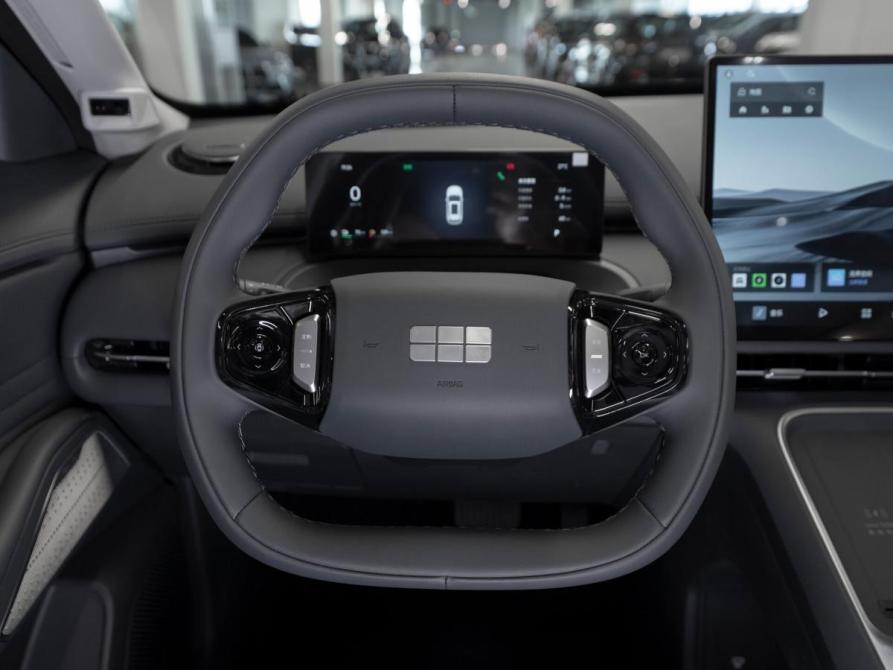 Geely Galaxy Starship 7 Москва  - изображение 11