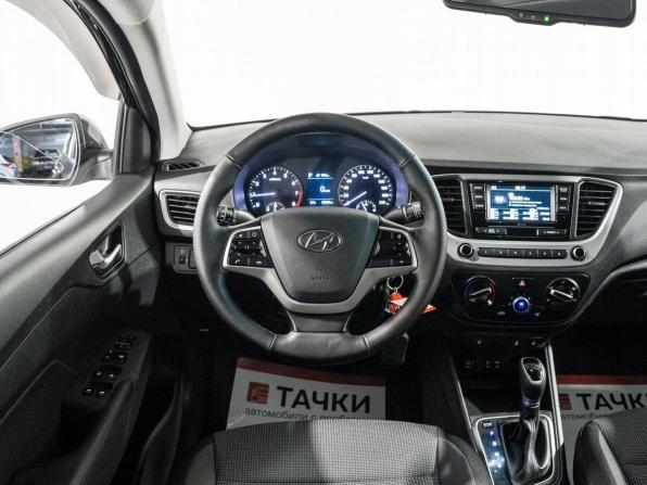 Hyundai Solaris II с пробегом 2017 года, цена 1 329 500 рублей, 83209 км, седан, Автокод Объявления