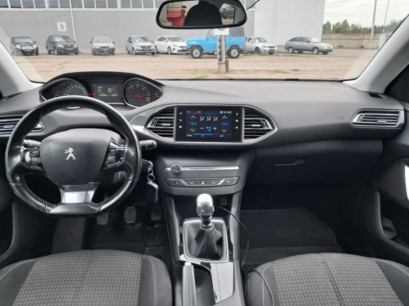 Peugeot 308 II Рестайлинг с пробегом 2019 года, цена 1 005 000 рублей, 236679 км, универсал, Автокод Объявления