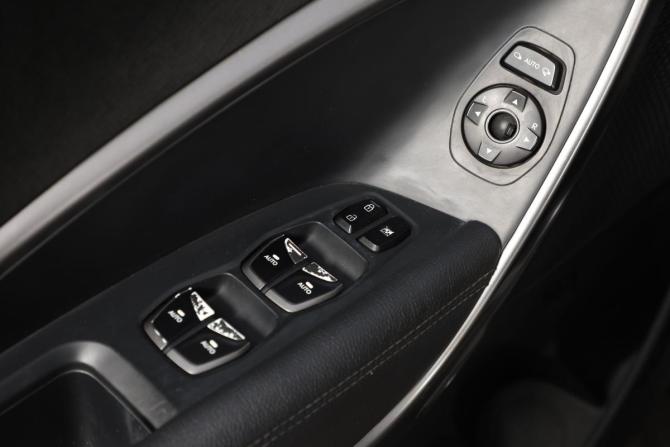 Hyundai Santa Fe III Рестайлинг с пробегом 2017 года, цена 2 549 000 рублей, 182000 км, внедорожник, Автокод Объявления