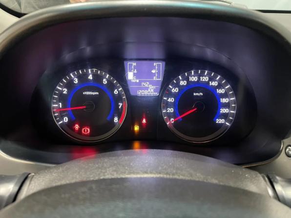 Hyundai Solaris I Рестайлинг с пробегом 2014 года, цена 815 000 рублей, 120716 км, седан, Автокод Объявления