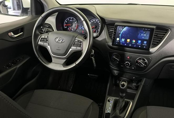 Hyundai Solaris II Рестайлинг с пробегом 2020 года, цена 1 540 000 рублей, 73962 км, седан, Автокод Объявления