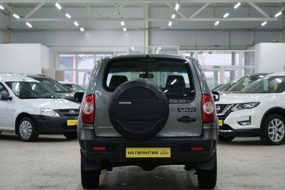 Chevrolet Niva I Рестайлинг Омск  - изображение 6