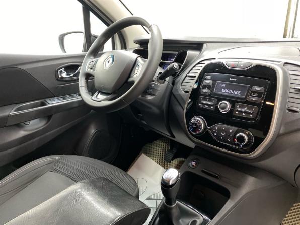 Renault Kaptur I с пробегом 2019 года, цена 1 320 000 рублей, 160305 км, внедорожник, Автокод Объявления
