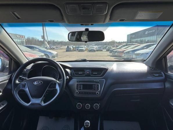 Kia Rio III Рестайлинг с пробегом 2016 года, цена 842 000 рублей, 162460 км, хэтчбек, Автокод Объявления
