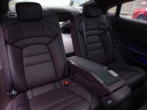 Porsche Taycan I с пробегом 2020 года, цена 9 990 000 рублей, 35600 км, седан, Автокод Объявления