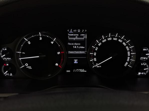 Toyota Land Cruiser 200 Series Рестайлинг 2 с пробегом 2020 года, цена 7 120 000 рублей, 117750 км, внедорожник, Автокод Объявления