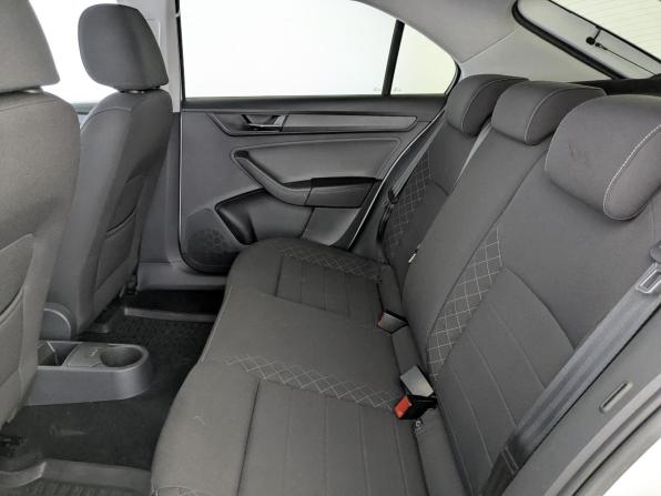Skoda Rapid II с пробегом 2021 года, цена 1 300 000 рублей, 140280 км, лифтбек, Автокод Объявления