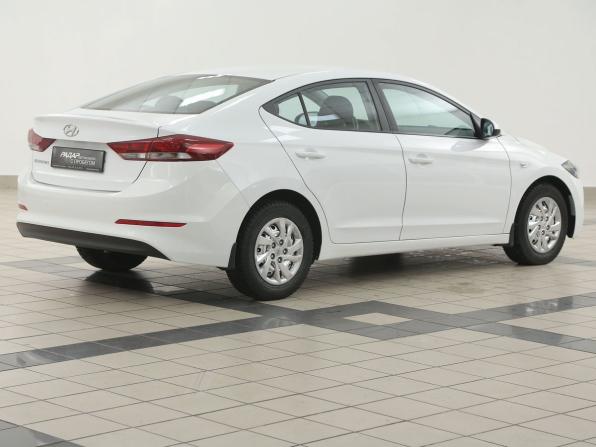 Hyundai Elantra VI (AD) с пробегом 2016 года, цена 946 000 рублей, 253600 км, седан, Автокод Объявления