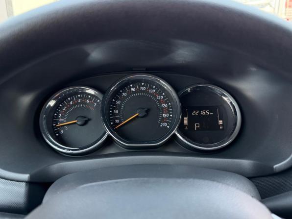 Renault Sandero II Рестайлинг с пробегом 2020 года, цена 1 200 000 рублей, 81000 км, хэтчбек, Автокод Объявления