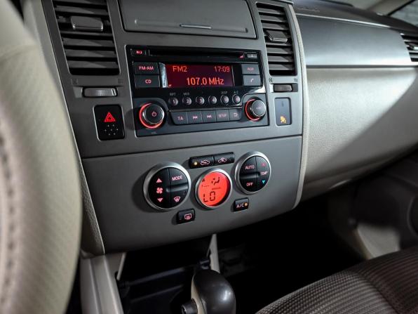 Nissan Tiida I Рестайлинг с пробегом 2013 года, цена 1 020 000 рублей, 100093 км, хэтчбек, Автокод Объявления