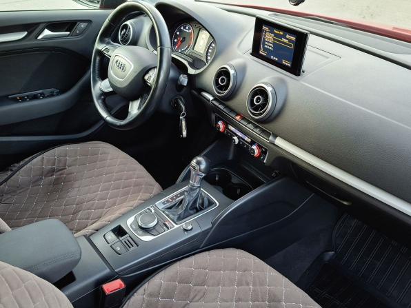 Audi A3 III (8V) с пробегом 2015 года, цена 1 470 000 рублей, 164811 км, седан, Автокод Объявления