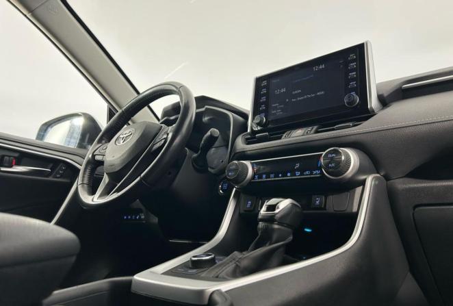 Toyota RAV4 V (XA50) с пробегом 2020 года, цена 3 790 000 рублей, 139685 км, внедорожник, Автокод Объявления