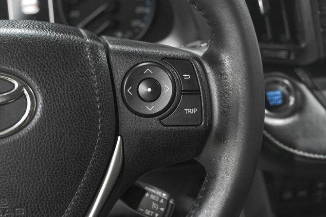 Toyota RAV4 IV (XA40) Рестайлинг с пробегом 2019 года, цена 2 609 000 рублей, 153000 км, внедорожник, Автокод Объявления