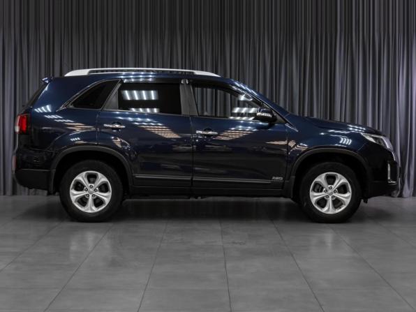 Kia Sorento II Рестайлинг с пробегом 2015 года, цена 1 869 000 рублей, 180442 км, внедорожник, Автокод Объявления