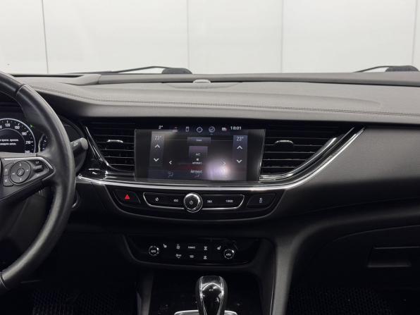 Opel Insignia II с пробегом 2018 года, цена 1 688 000 рублей, 136370 км, универсал, Автокод Объявления