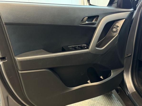 Hyundai Creta I с пробегом 2019 года, цена 1 749 000 рублей, 118200 км, внедорожник, Автокод Объявления