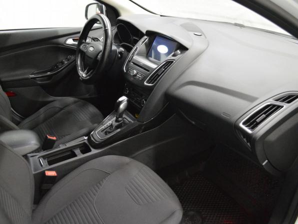 Ford Focus III Рестайлинг с пробегом 2018 года, цена 1 095 000 рублей, 123775 км, универсал, Автокод Объявления
