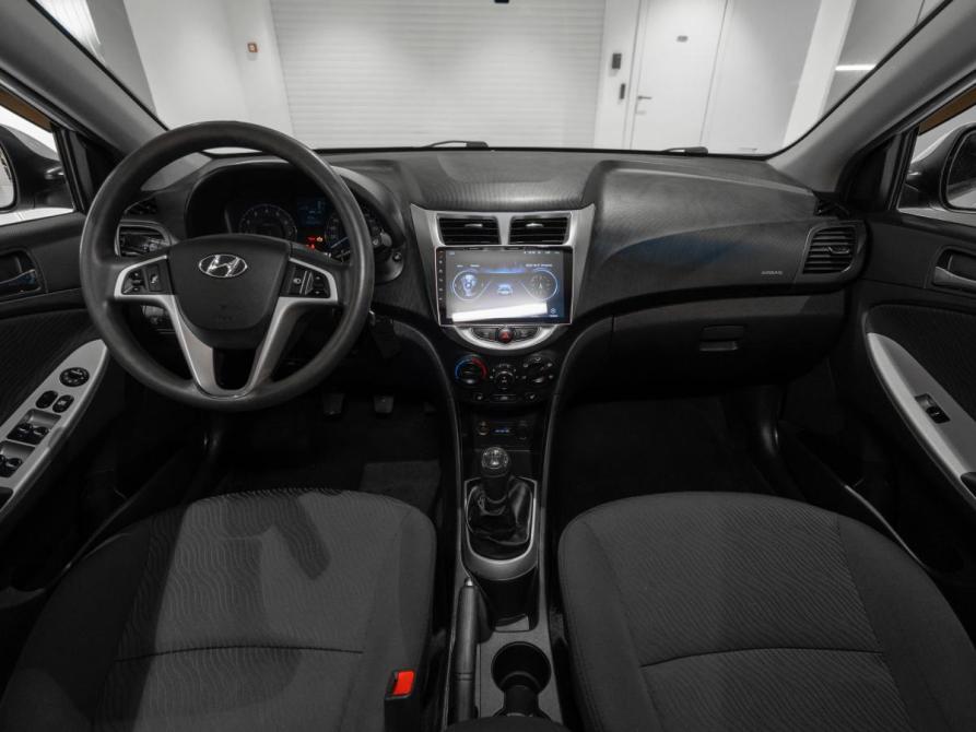 Hyundai Solaris I Москва  - изображение 8