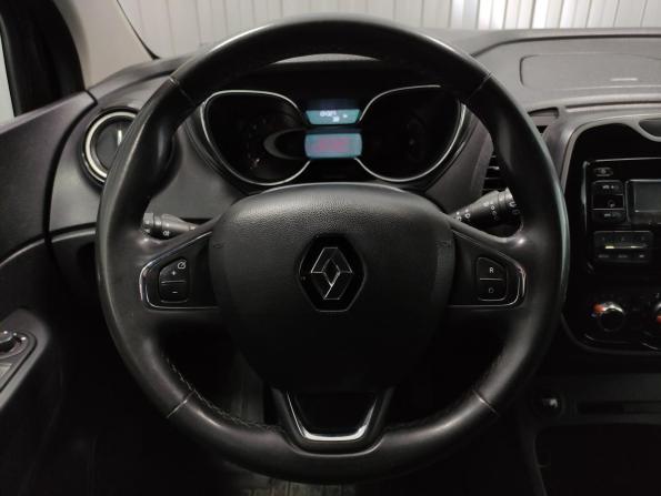 Renault Kaptur I с пробегом 2017 года, цена 1 200 000 рублей, 134500 км, внедорожник, Автокод Объявления