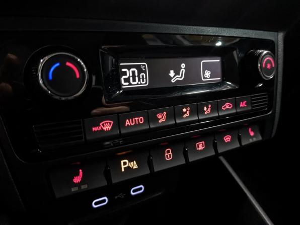 Volkswagen Polo VI с пробегом 2020 года, цена 1 300 000 рублей, 108210 км, лифтбек, Автокод Объявления