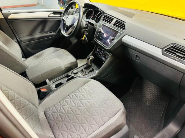 Volkswagen Tiguan II Рестайлинг с пробегом 2021 года, цена 3 149 000 рублей, 83480 км, внедорожник, Автокод Объявления