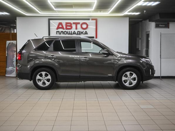 Kia Sorento II Рестайлинг с пробегом 2015 года, цена 1 679 000 рублей, 160474 км, внедорожник, Автокод Объявления