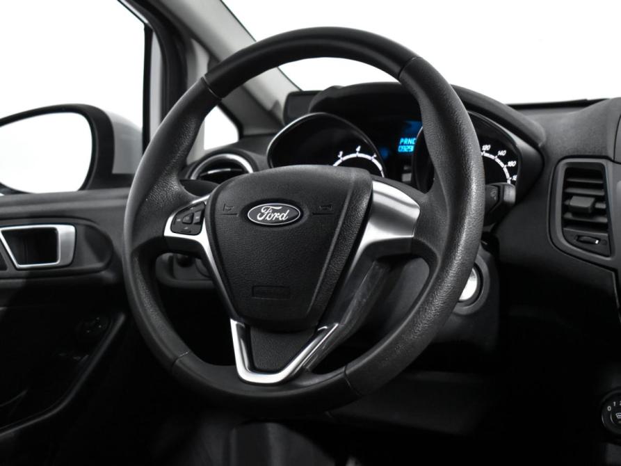 Ford Fiesta Mk6 Рестайлинг Санкт-Петербург  - изображение 14