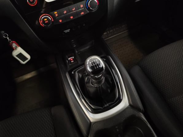 Nissan Qashqai II с пробегом 2017 года, цена 1 280 000 рублей, 218750 км, внедорожник, Автокод Объявления