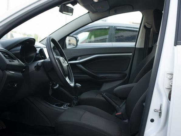 Lada (ВАЗ) Vesta I с пробегом 2018 года, цена 850 000 рублей, 109098 км, седан, Автокод Объявления