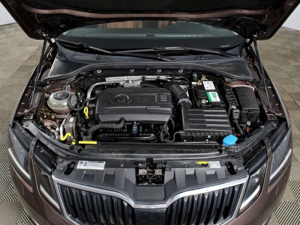 Skoda Octavia III (A7) Рестайлинг с пробегом 2018 года, цена 1 648 000 рублей, 186518 км, лифтбек, Автокод Объявления