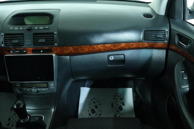 Toyota Avensis II с пробегом 2006 года, цена 699 000 рублей, 420000 км, седан, Автокод Объявления